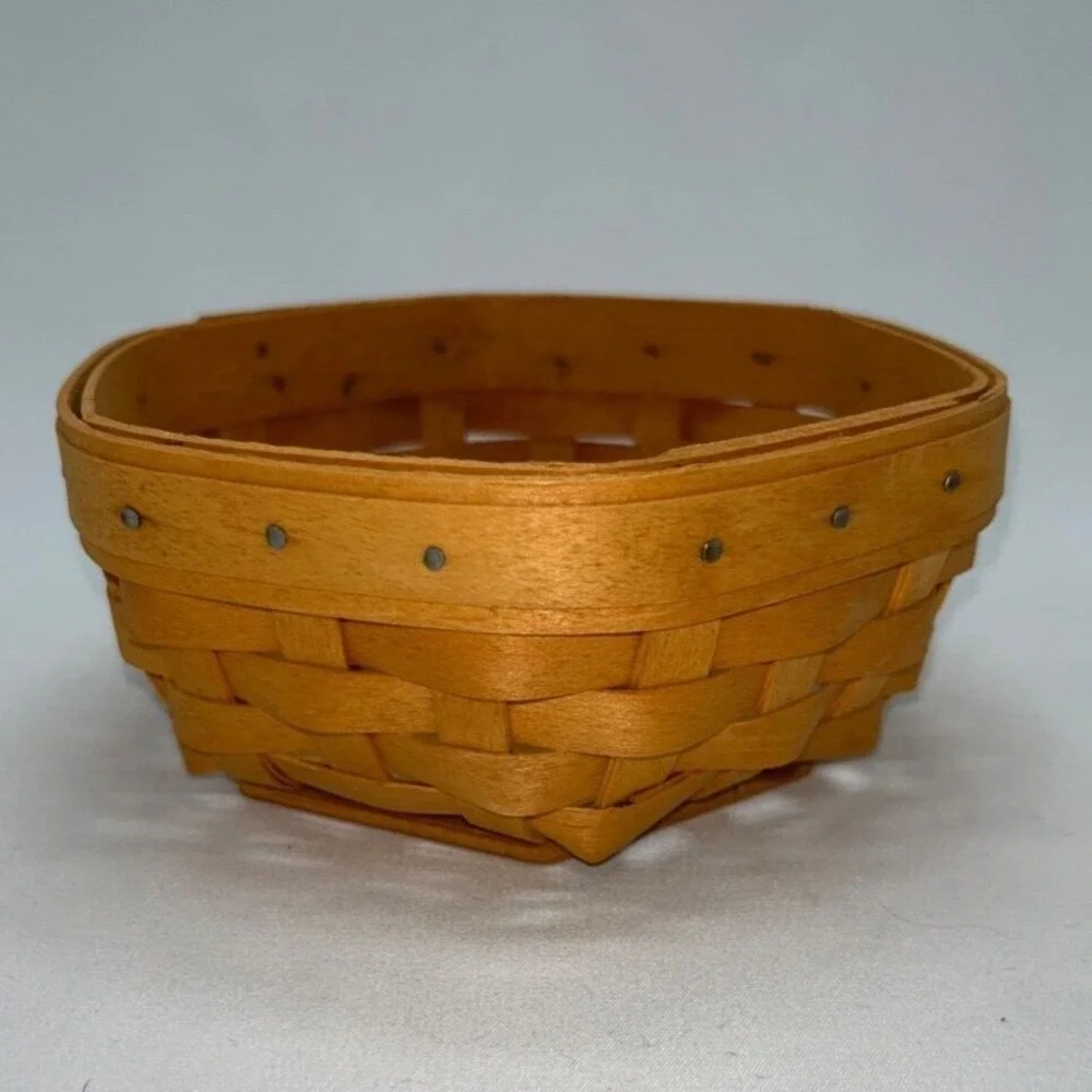 Longaberger 2001 Hostess Sage Booking Basket W/Plaid Liner &  Protector